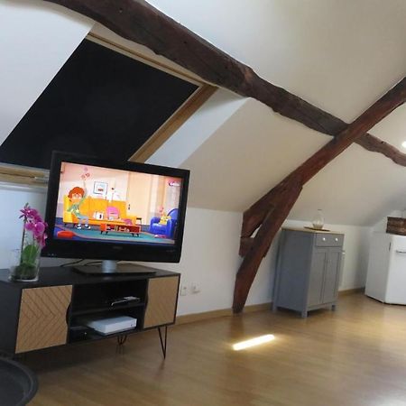Chez Mary Poppins Apartment Вернон Екстериор снимка