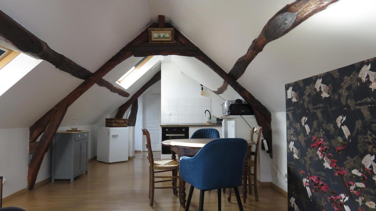 Chez Mary Poppins Apartment Вернон Екстериор снимка